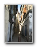 Zansi (10) narrow passages...